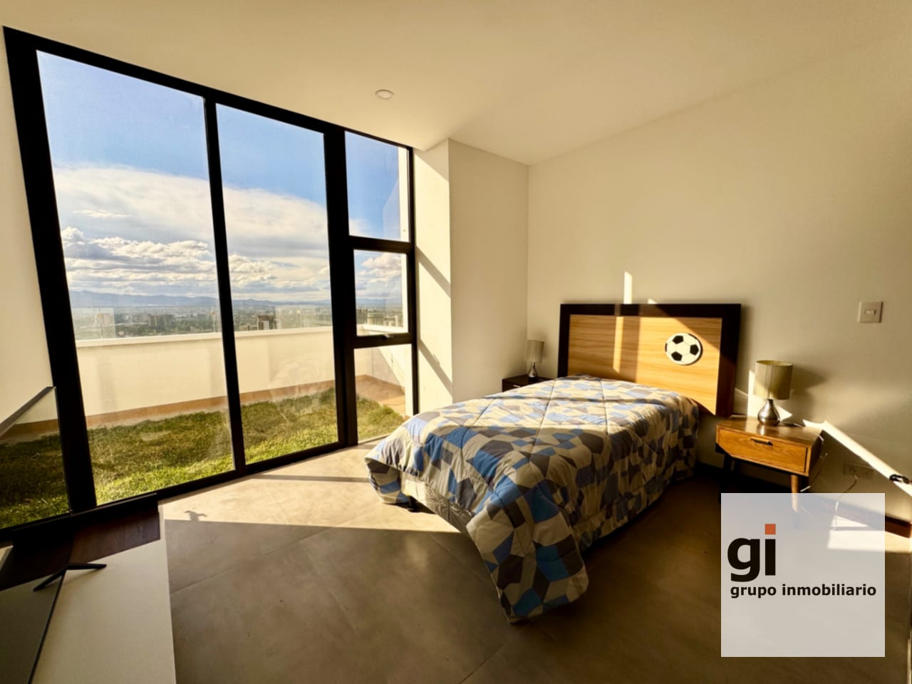 Terraza con apartamento en zona 15 vh 2 — Apartamento en Venta en Zona 15, Guatemala, Ciudad — foto 5 de 11
