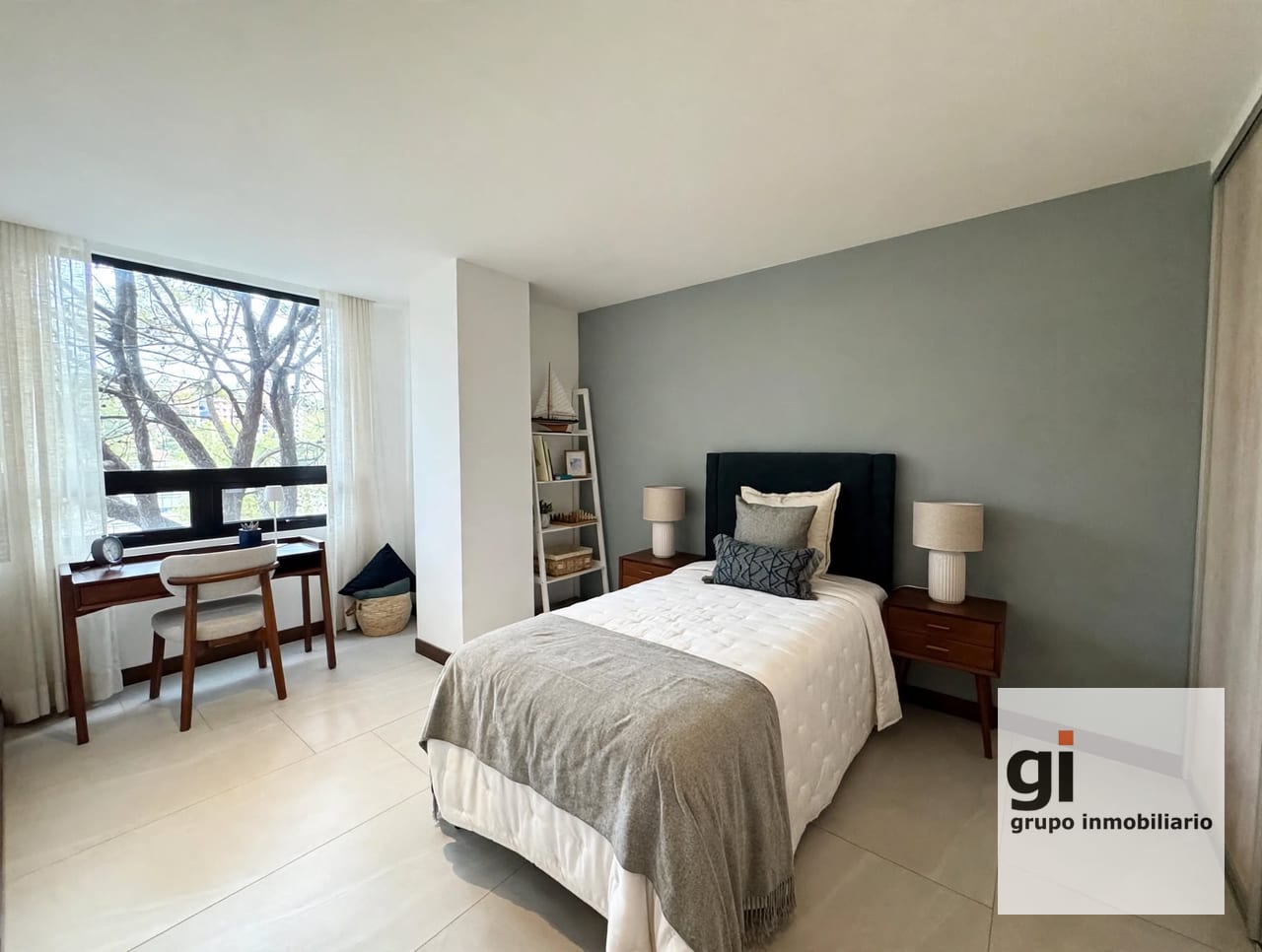 Apartamento de 2 niveles, 2 dormitorios y sala familiar en Oakland — Apartamento en Venta en Zona 10, Guatemala, Ciudad — foto 13 de 16
