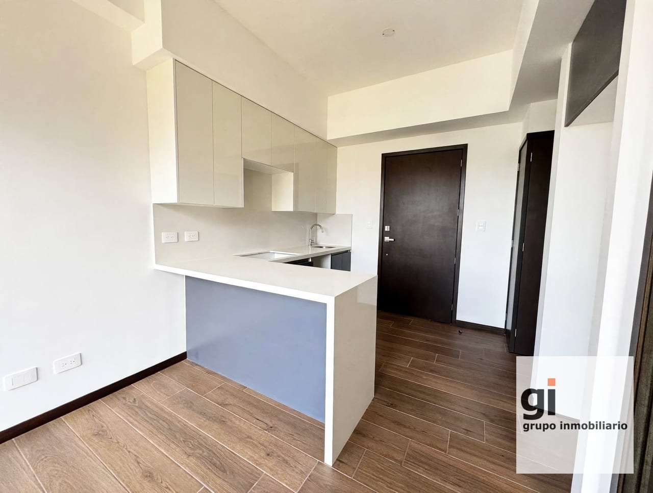 Apartamento de 1 dormitorio en venta por CC La Estación — Apartamento en Venta en Zona 10, Guatemala, Ciudad — foto 4 de 17