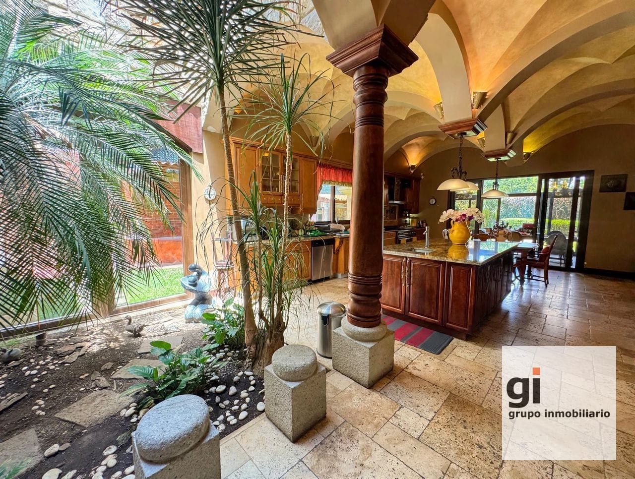 Espectacular Casa Familiar en Venta en Muxbal — Casa en Venta en Muxbal, Guatemala, Ciudad — foto 6 de 17