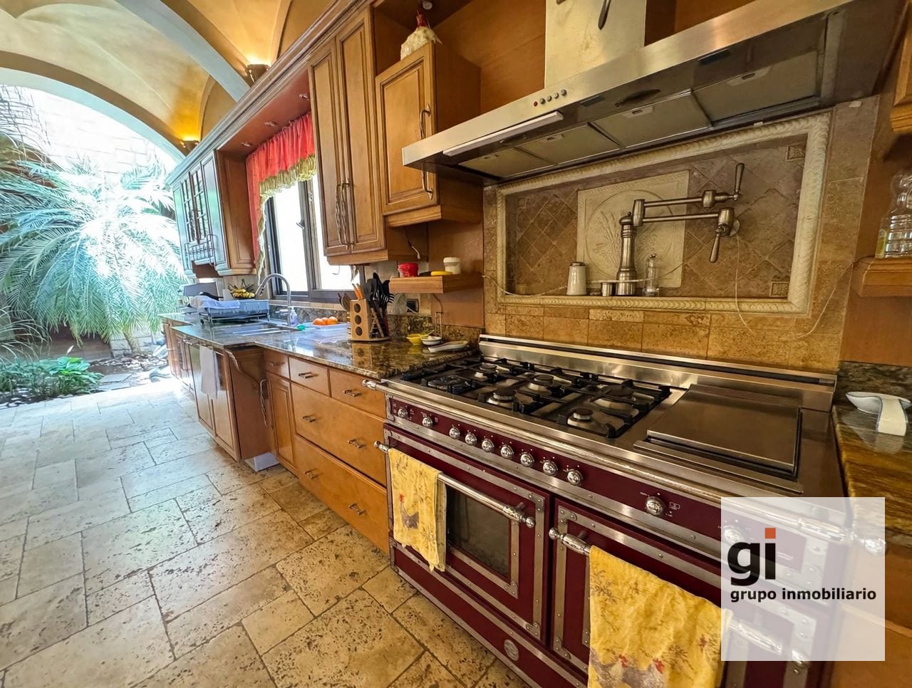 Espectacular Casa Familiar en Venta en Muxbal — Casa en Venta en Muxbal, Guatemala, Ciudad — foto 5 de 17