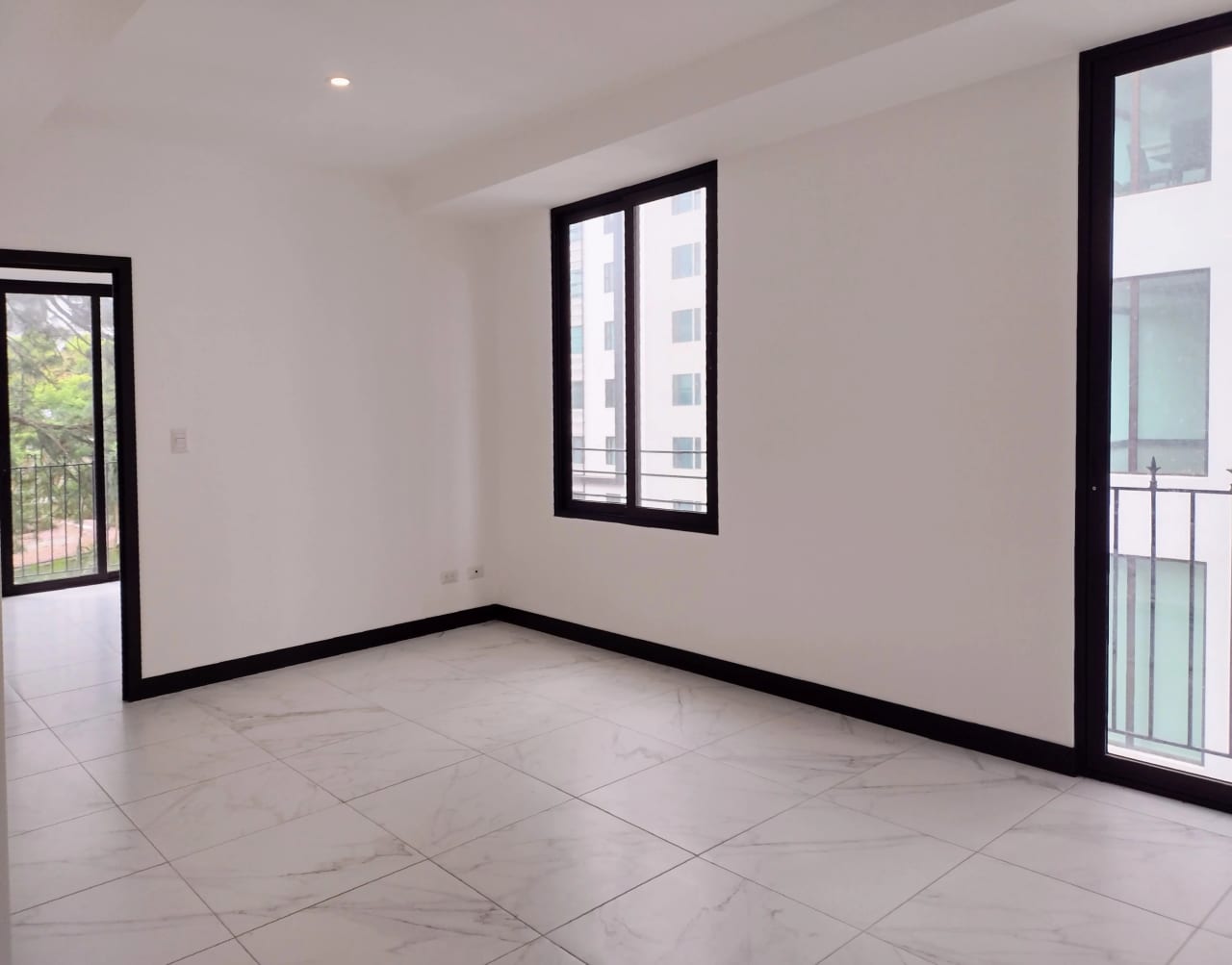 Apartamento de 1 Habitación en zona 15 — Apartamento en Alquiler en Vista Hermosa I, Zona 15, Guatemala, Ciudad — foto 4 de 12