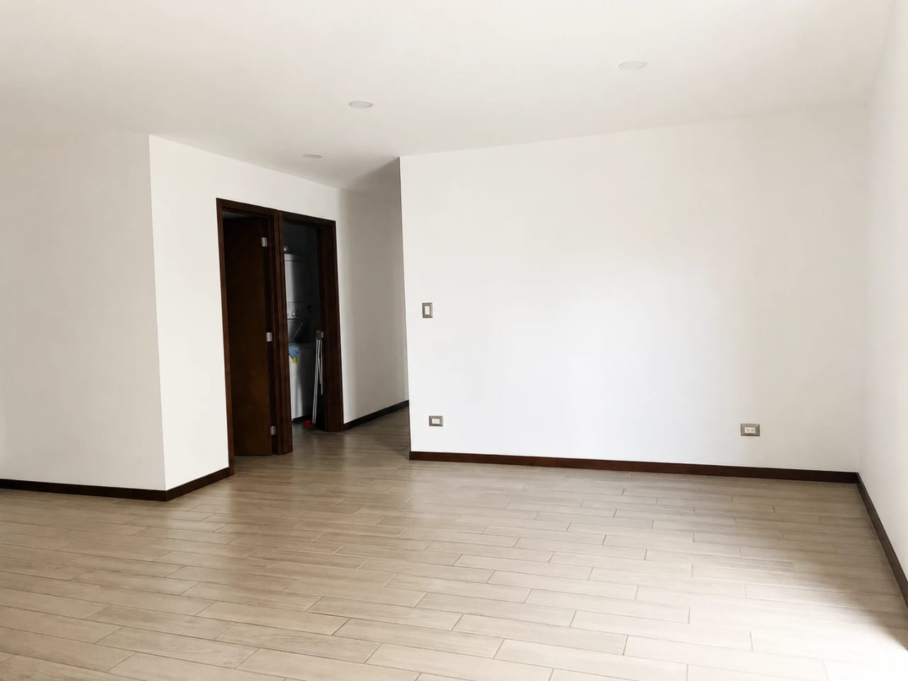 Lindo Apartamento de 3 Habitaciones en zona 15 — Apartamento en Alquiler en Vista Hermosa I, Zona 15, Guatemala, Ciudad — foto 4 de 17