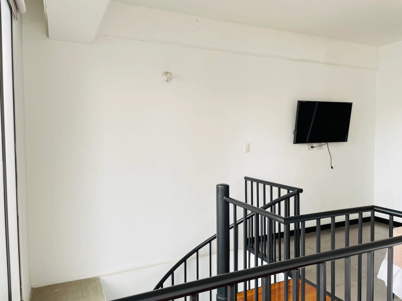 Lindo Apartamento de 1 Habitación con Jardín — Apartamento en Alquiler en Ciudad Vieja, Zona 10, Guatemala, Ciudad — foto 7 de 12