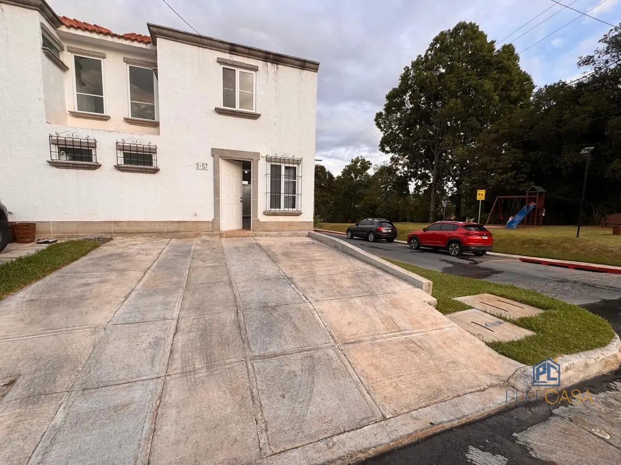 Casa en Venta – Fuentes del Valle Norte V, Zona 18 — Casa en Venta en Zona 18, Guatemala, Ciudad — foto 1 de 11