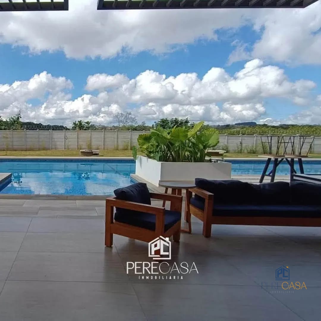 Apartamento en Venta Senderos Zona 16 Primer Nivel con Jardin. — Apartamento en Venta en senderos, Zona 16, Guatemala, Ciudad — foto 8 de 11