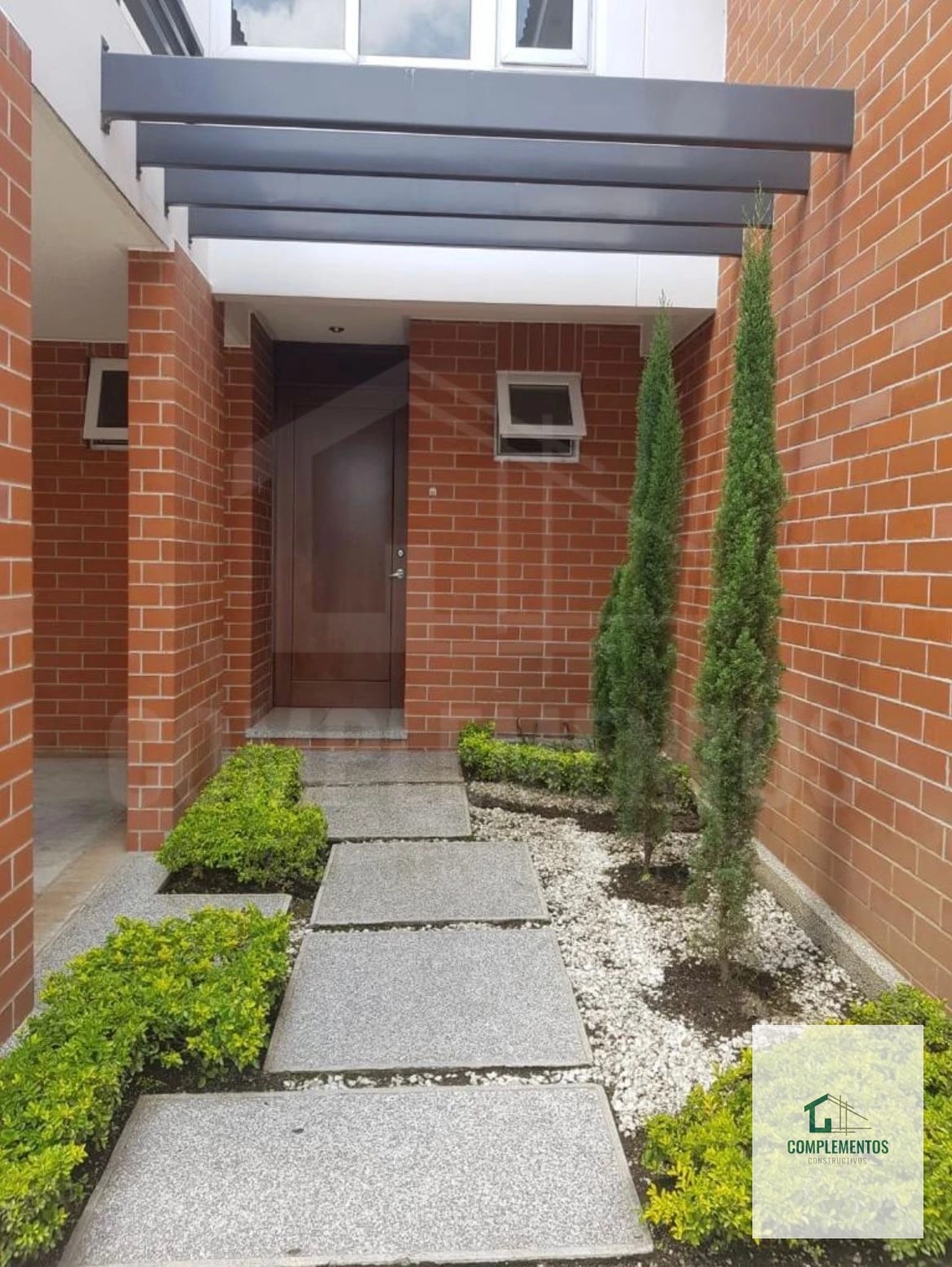 Ensenadas de San Isidro, Casa en Renta zona 16, 3hab. 215 m2 — Casa en Alquiler en Ensenada de San Isidro, Zona 16, Guatemala, Ciudad — foto 3 de 10