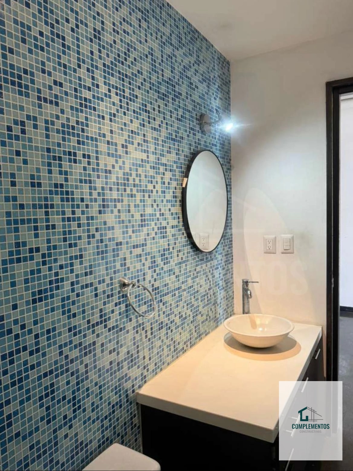 Cuatro 36, Apartamento en Renta Zona 4, 1hab. 70m2 — Apartamento en Alquiler en Cuatro 36, Zona 4, Guatemala, Ciudad — foto 4 de 5