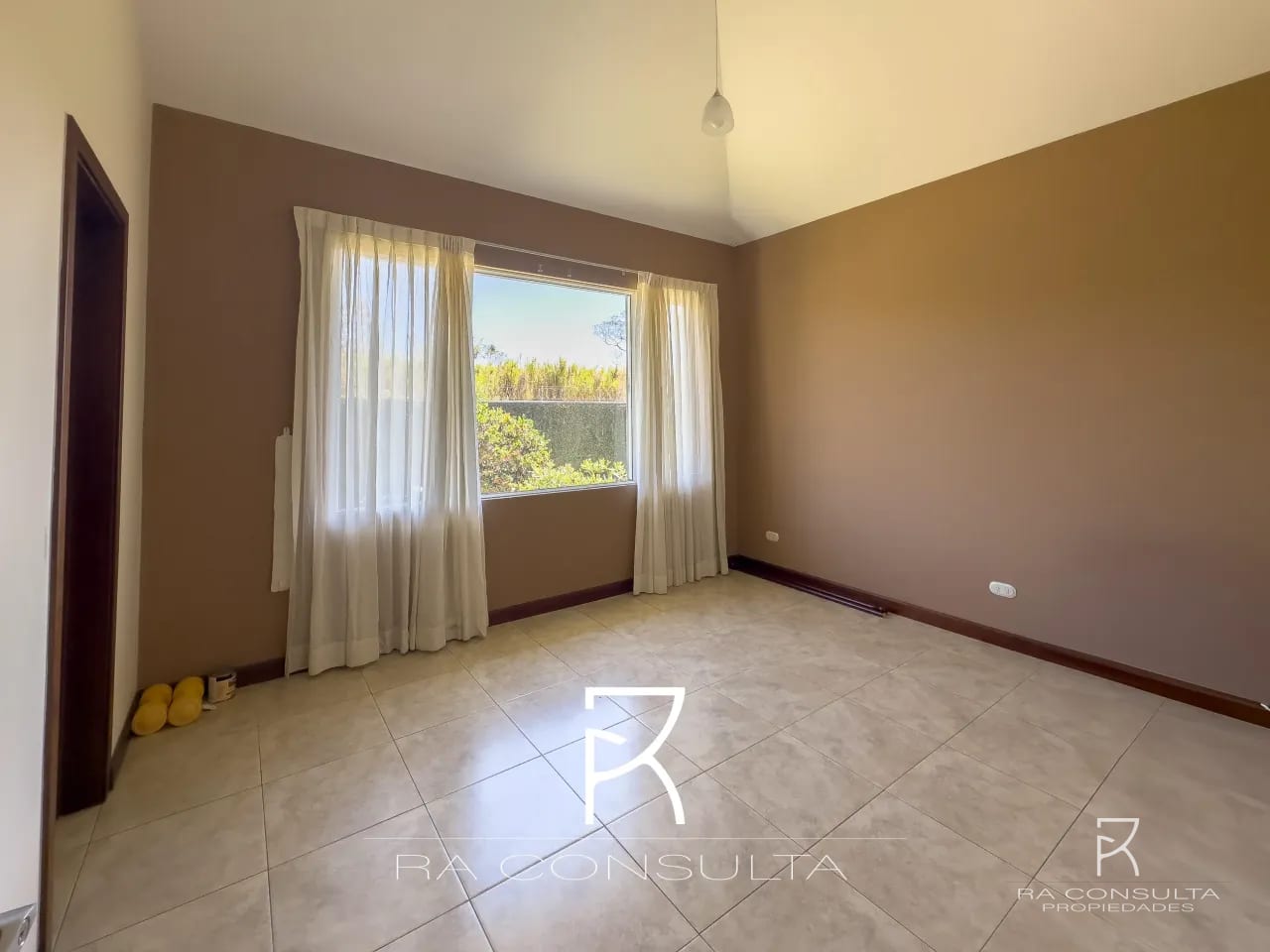 Casa en Venta Portal del Bosque 2 — Casa en Venta en Carretera a El Salvador, Guatemala, Ciudad — foto 4 de 9