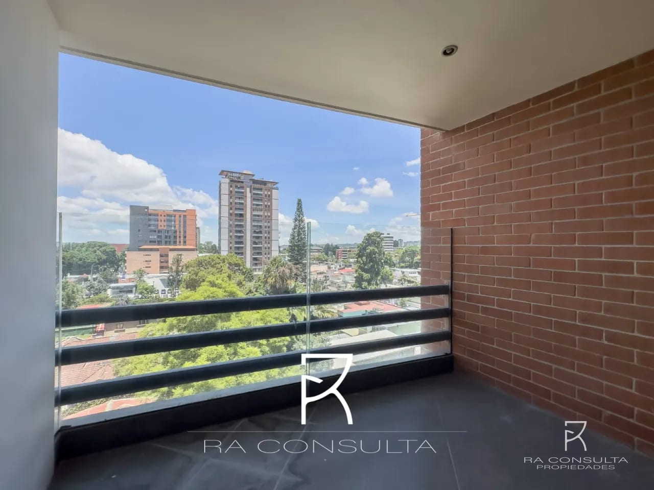 Apartamento en Venta Torre del Valle Zona 10 — Apartamento en Venta en Torre Del Valle, Zona 10, Guatemala, Ciudad — foto 1 de 8