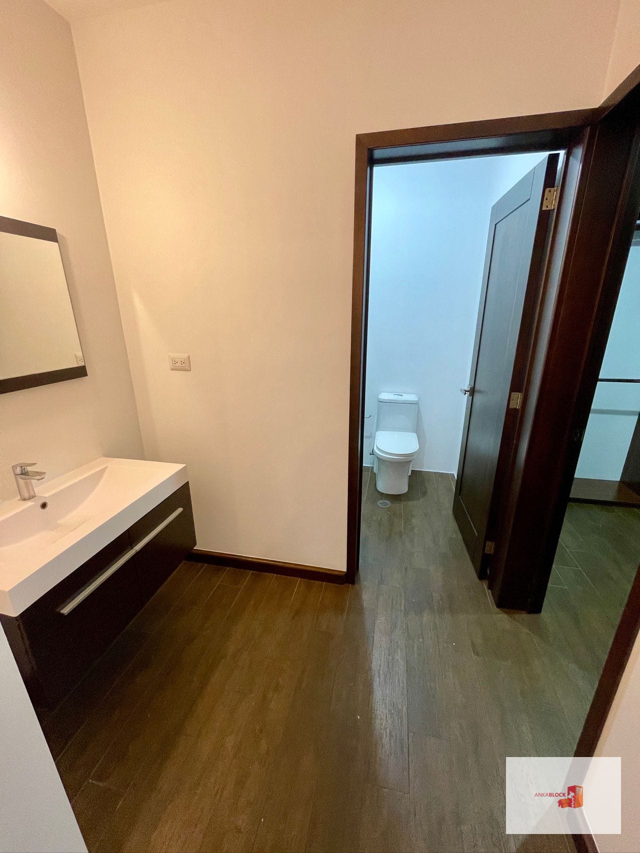 En nivel bajo — Apartamento en Venta en Álbero 15, Zona 15, Guatemala, Ciudad — foto 5 de 12