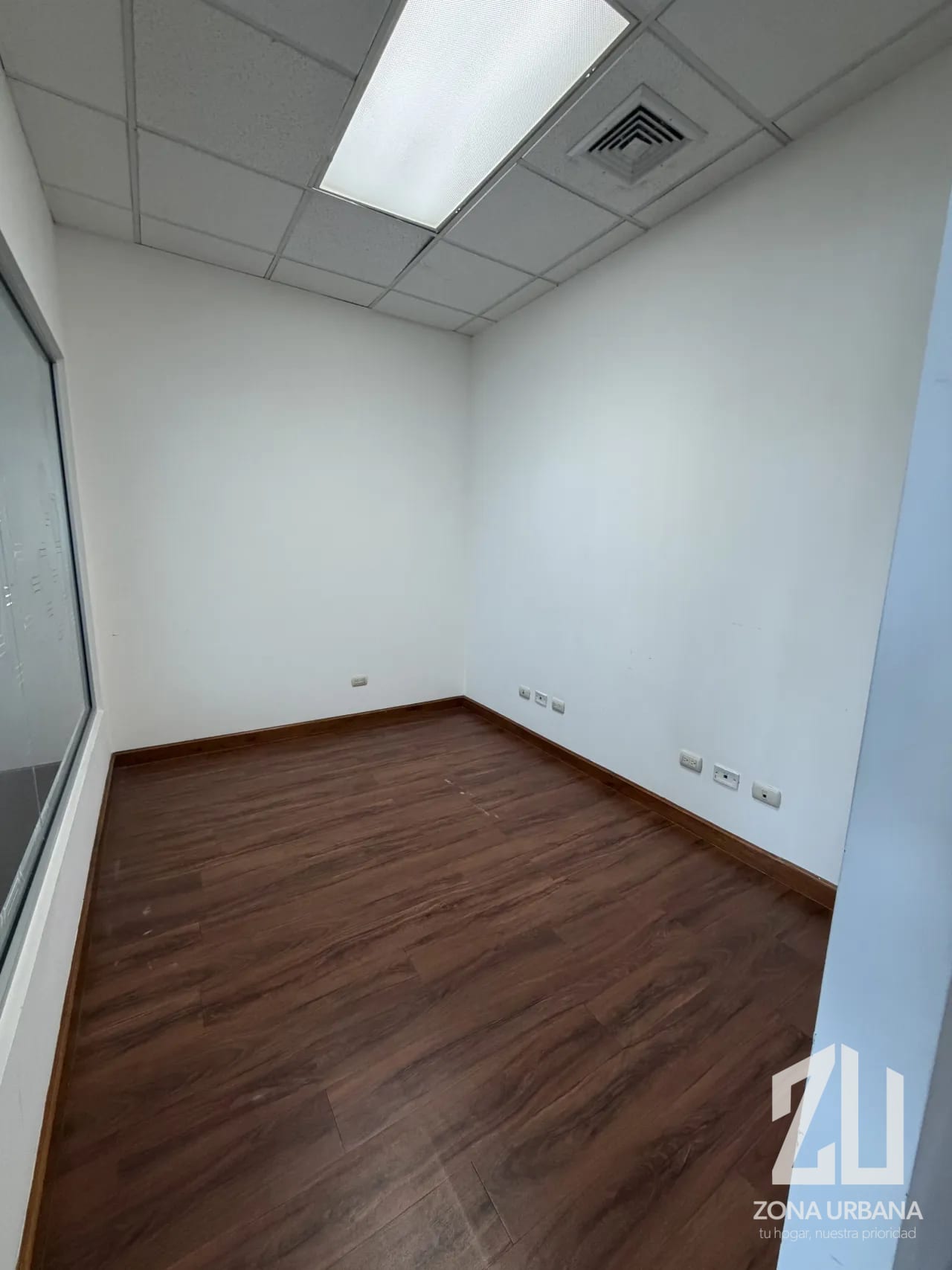 🏢 Oficinas en renta · Zona Pradera — Oficina en Alquiler en Zona Pradera, Zona 10, Guatemala, Ciudad — foto 4 de 5