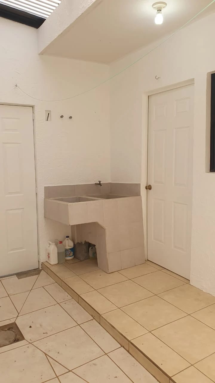 CASA EN VENTA ZONA 16 EN PORTAL DE SAN ISIDRO I + 1 — Casa en Venta en Portal de San Isidro I, Zona 16, Guatemala, Ciudad — foto 12 de 17