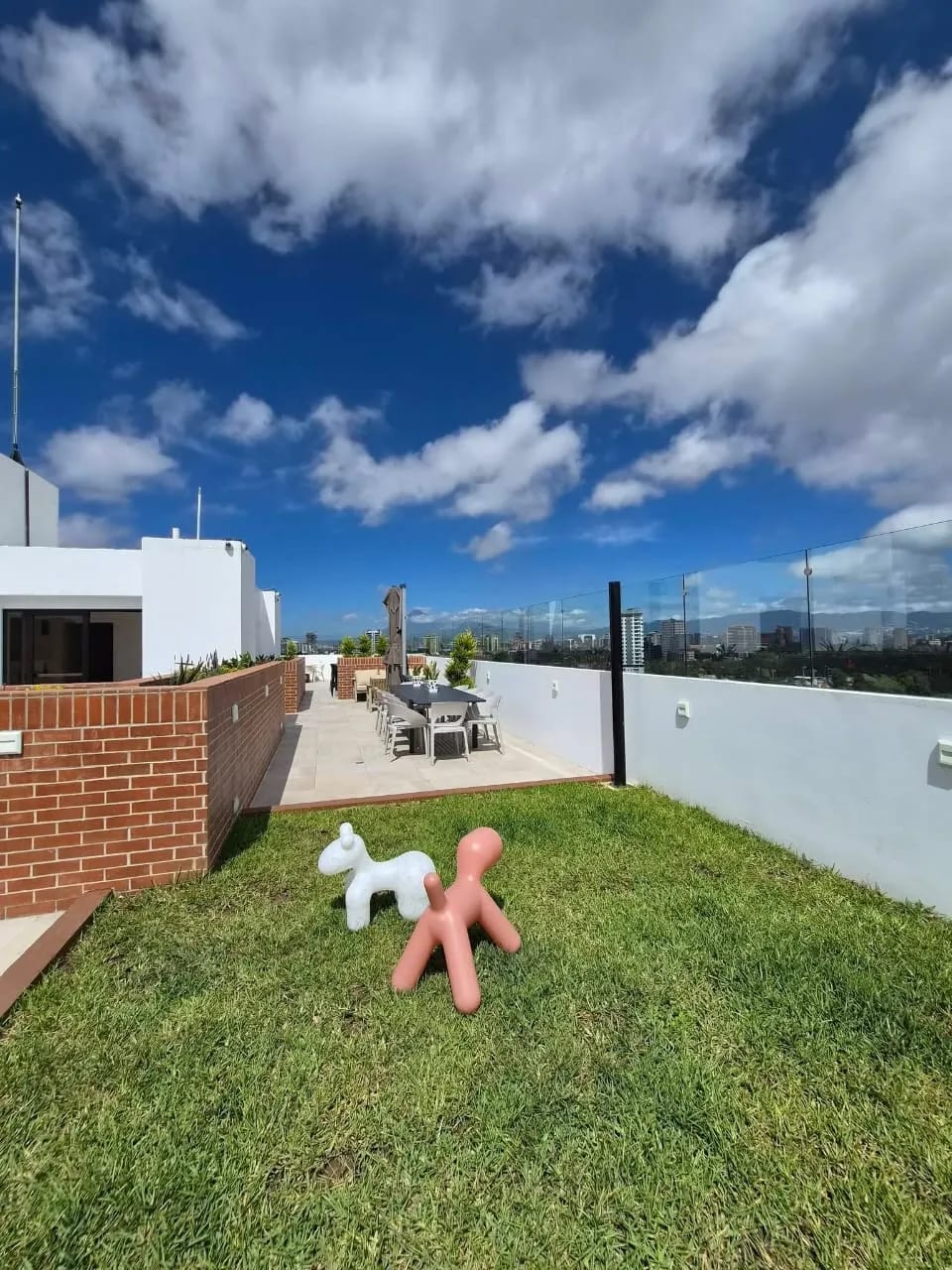 APARTAMENTO PARA ALQUILAR EN ZONA 15 VH I EDIFICIO PRIVE PARA ESTRENAR — Apartamento en Venta en Privé, Zona 15, Guatemala, Ciudad — foto 13 de 15