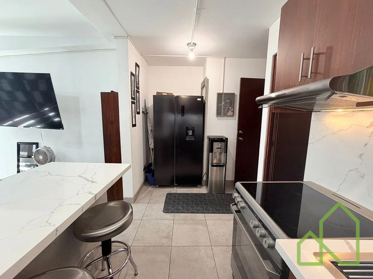 Apartamento Amueblado en Venta en VHI zona 15 - 2