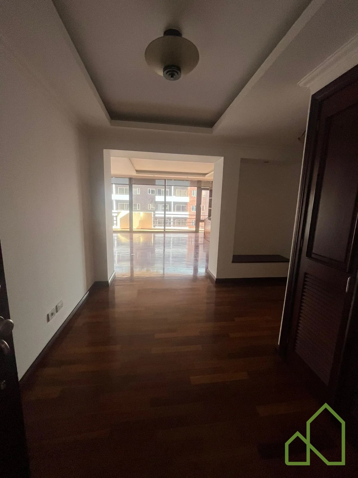 Apartamento en Venta, Edificio Casa Rialto zona 14 para Inversión - 8