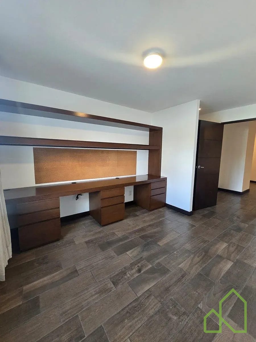 Amplio Apartamento en Renta o Venta en zona 10 — Apartamento en Alquiler en Verona, Zona 10, Guatemala, Ciudad — foto 5 de 9