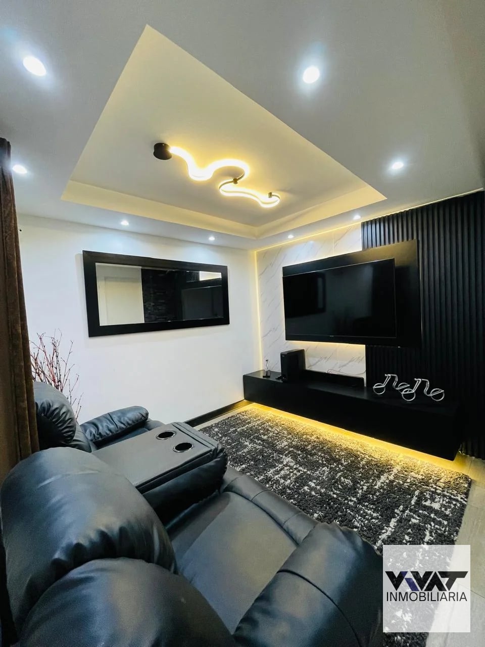 Casa en Venta en Residencias Arboretto, zona 10 de Santa Catarina Pinula - 1