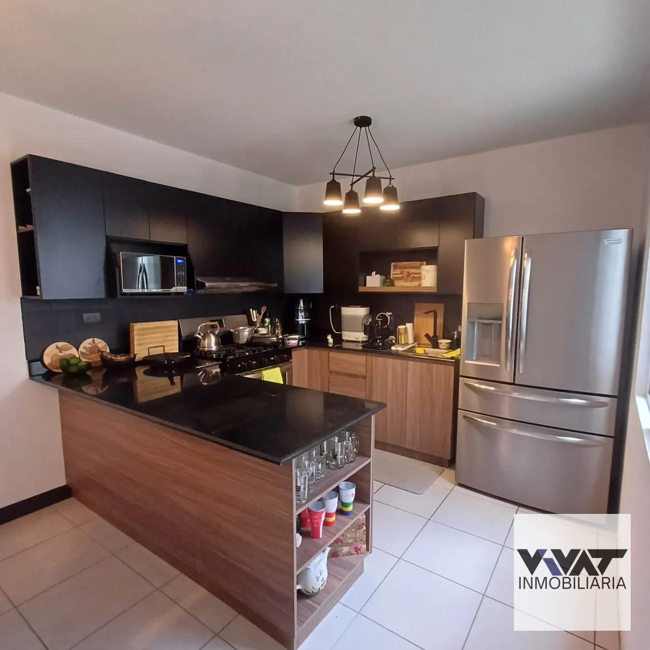 Casa en Venta en Condominio La Reserva — Casa en Venta en Carretera a El Salvador, Guatemala, Ciudad — foto 1 de 11