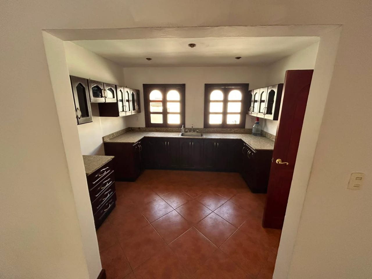 CASA EN VENTA EN LAS HUERTAS DE SAN PEDRO ANTIGUA — Casa en Venta en Antigua, Sacatepéquez — foto 4 de 14
