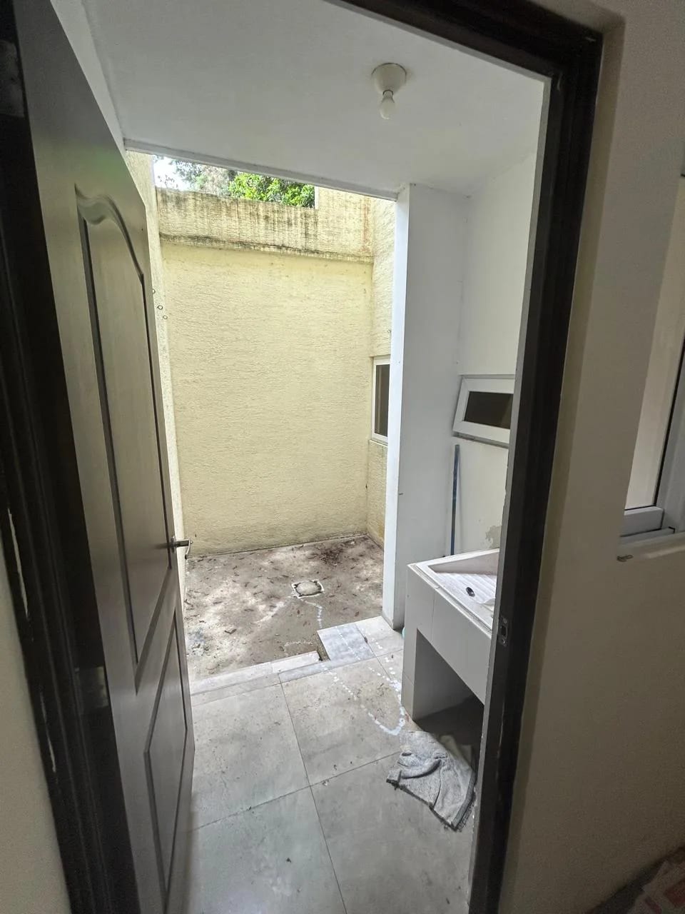 PRECIOSA CASA EN VENTA DE O RENTA EN CAÑADAS DEL ENCINAL 2 LOTES JUNTOS — Casa en Venta en Zona 7 Mixco, Guatemala, Ciudad — foto 14 de 17