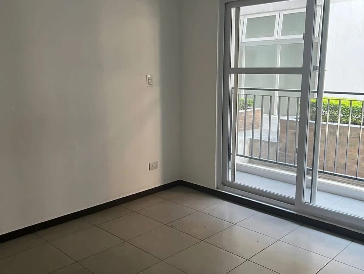 Apartamento Primer Nivel Parque 11 — Apartamento en Alquiler en Parque 11, Zona 11, Guatemala, Ciudad — foto 3 de 6