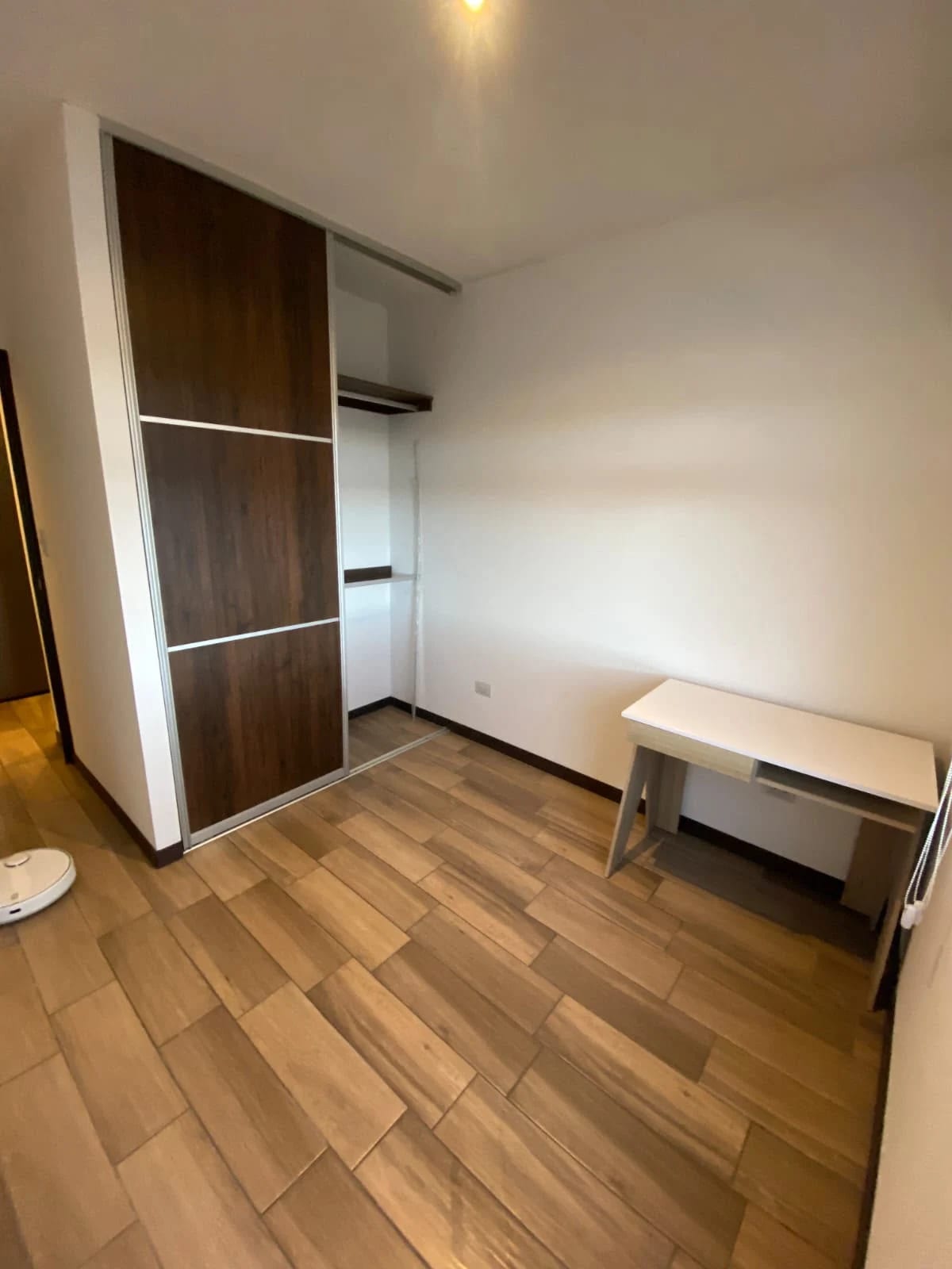 Apartamento Amueblado en Torre Pamplona — Apartamento en Alquiler en Torre Pamplona 14 Calle, Zona 12, Guatemala, Ciudad — foto 7 de 7