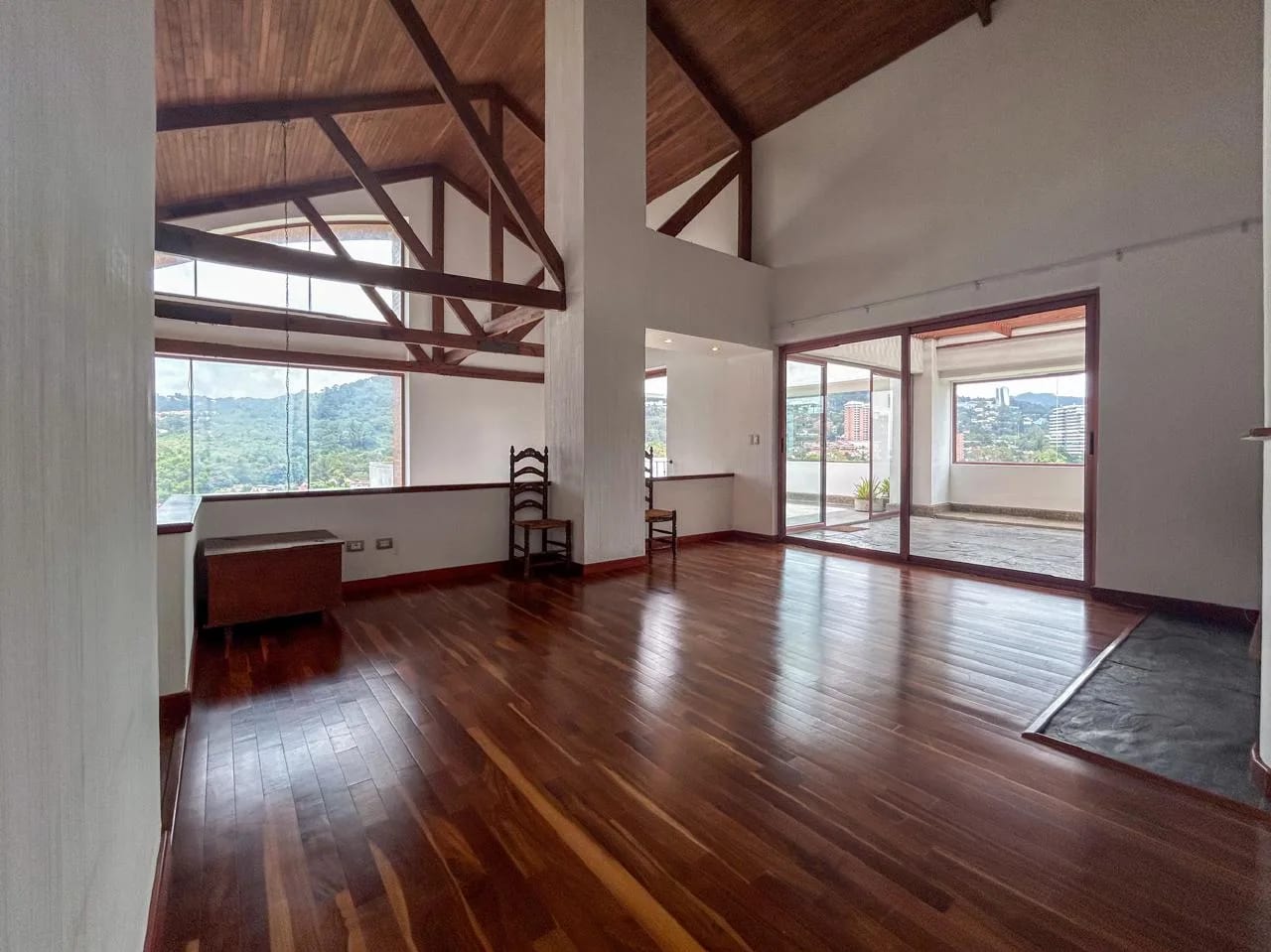 Lindo Penthouse en Venta Zona 15, Vista Hermosa 1 — Apartamento en Venta en Zona 15, Guatemala, Ciudad — foto 12 de 16