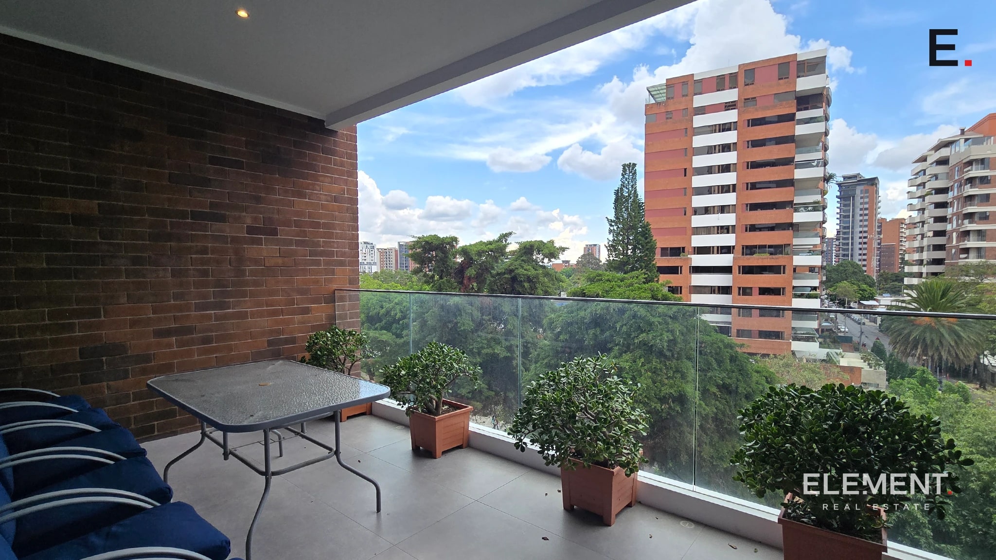 Apartamento amueblado en renta - Echo Zona 14 — Apartamento en Alquiler en Echo, Zona 14, Guatemala, Ciudad — foto 6 de 14