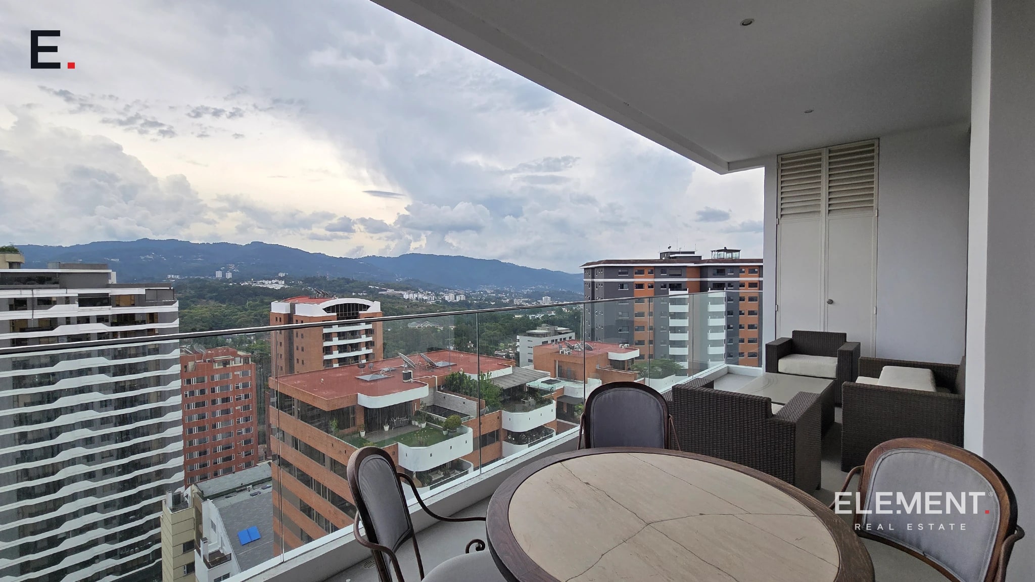 Apartamento amueblado en renta - Echo Zona 14 — Apartamento en Alquiler en Echo, Zona 14, Guatemala, Ciudad — foto 5 de 15