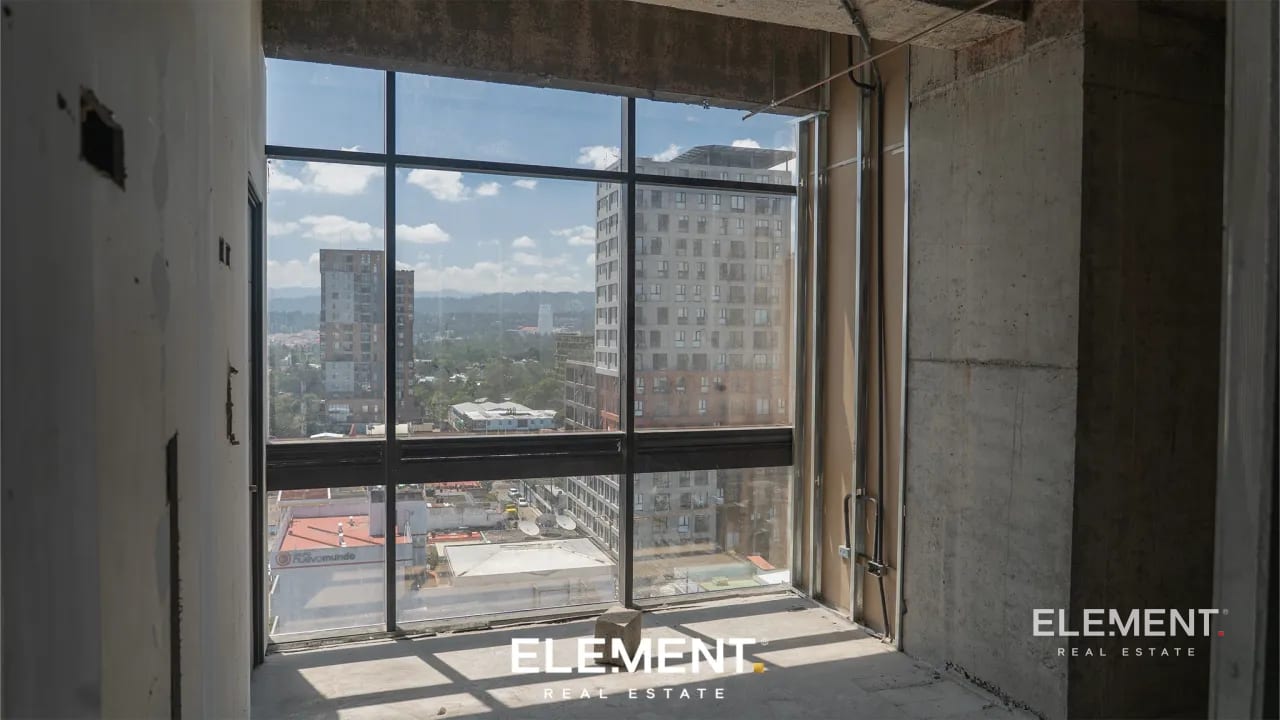 Oficina en renta - Rennovati Zona 10 — Oficina en Alquiler en Renovati, Zona 10, Guatemala, Ciudad — foto 1 de 12