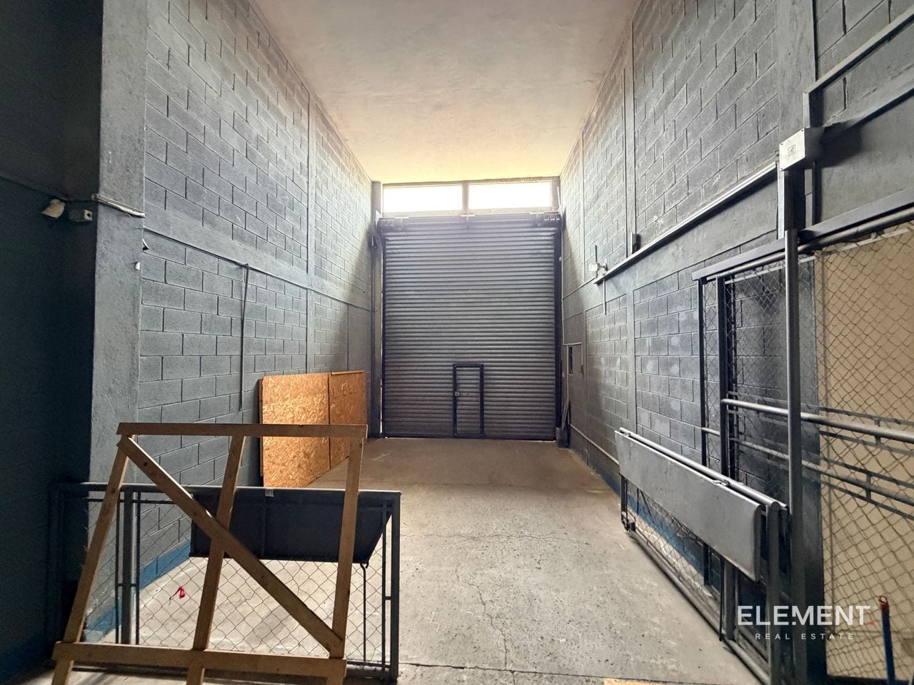 Ofibodega en venta a metros de Calz. Roosevelt dentro de garita — Bodega / Ofibodega en Venta en Zona 3 Mixco, Guatemala, Ciudad — foto 5 de 11