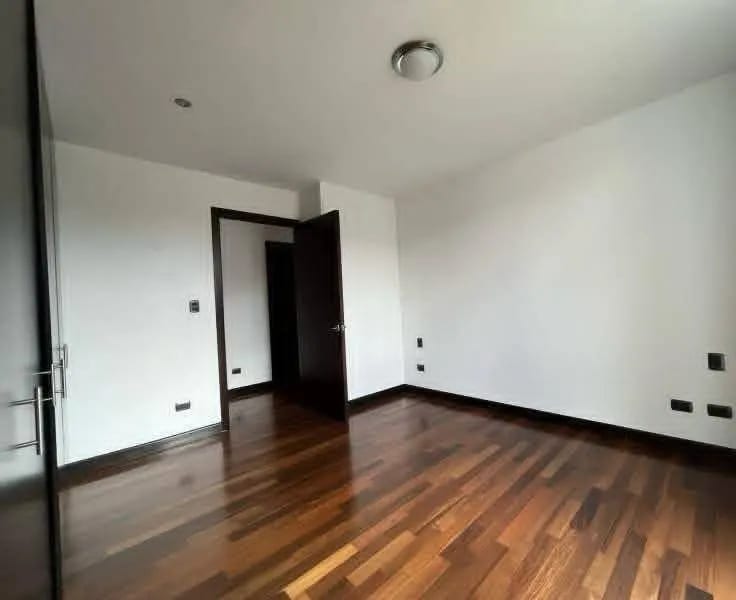 Apartamento en venta, Midori zona 15 VHI — Apartamento en Venta en Midori, Zona 15, Guatemala, Ciudad — foto 4 de 8