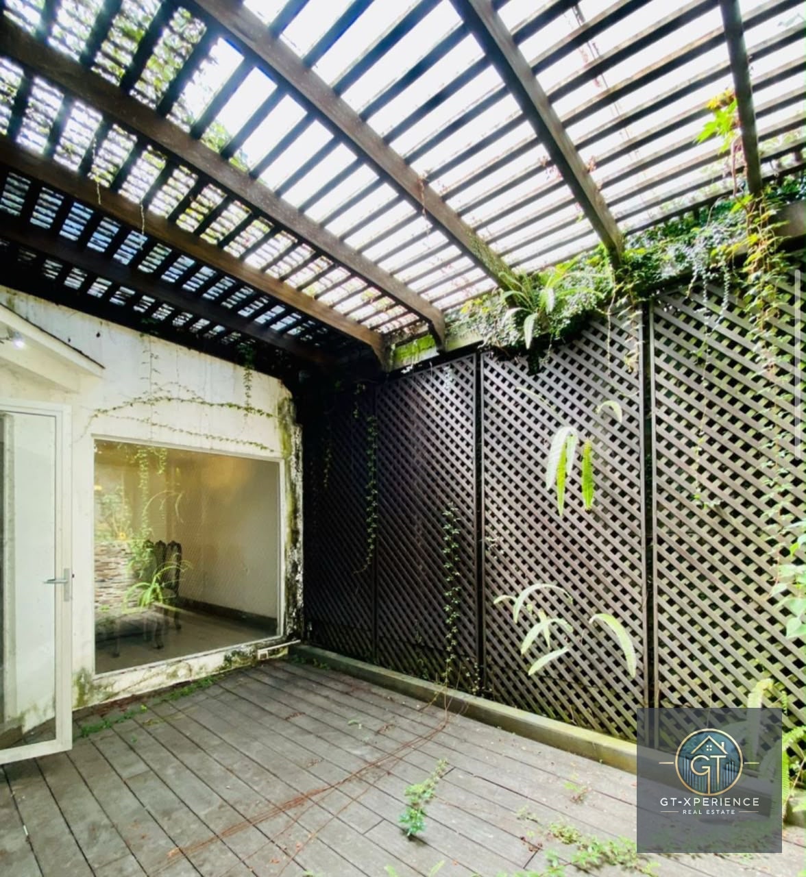 Linda y amplia casa en Condominio Windsor zona 8 San Cristobal — Casa en Venta en Zona 8 Mixco, Guatemala, Ciudad — foto 12 de 12