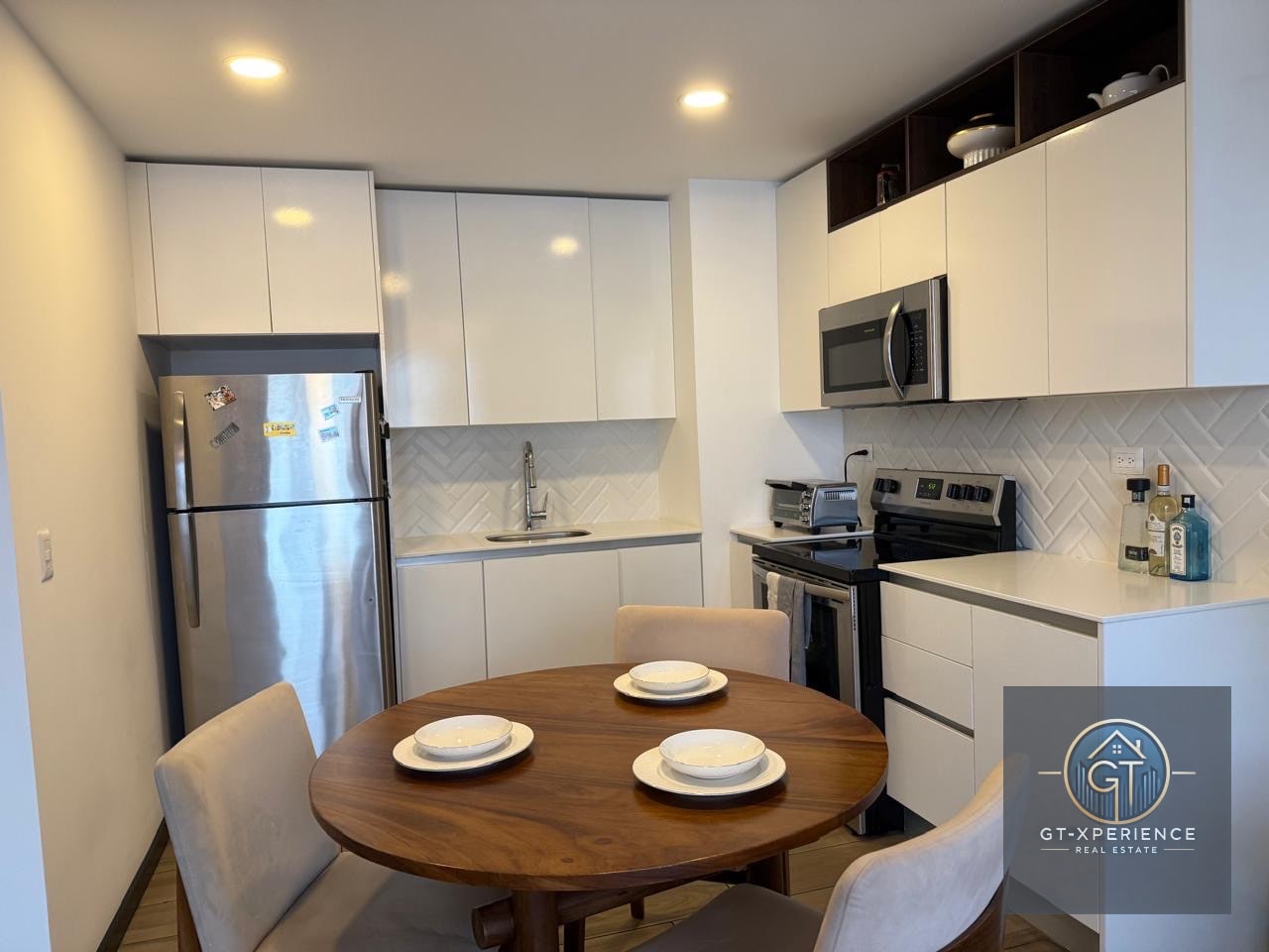 Lindo apartamento en venta en Edificio Cassia, Z.15 VHI — Apartamento en Venta en Cassia, Zona 15, Guatemala, Ciudad — foto 2 de 9