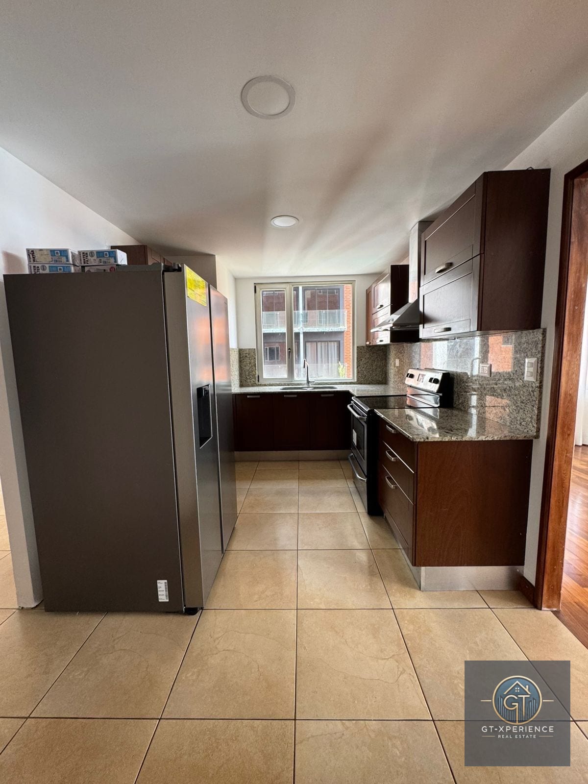 Lindo y amplio apartamento en edificio Aria, zona 10 — Apartamento en Alquiler en Aria, Zona 10, Guatemala, Ciudad — foto 10 de 12