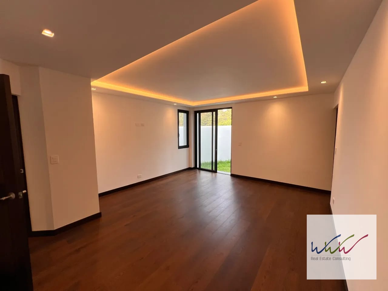 Vendo amplia casa para estrenar en Oakland, zona 10 — Casa en Venta en Oakland I, Zona 10, Guatemala, Ciudad — foto 10 de 14