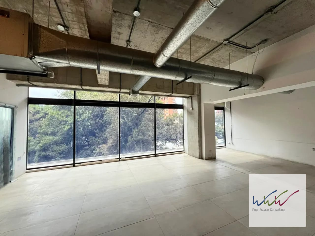 Vendo Oficina Edificio Design Center, zona 10 — Oficina en Venta en Design Center, Zona 10, Guatemala, Ciudad — foto 6 de 13