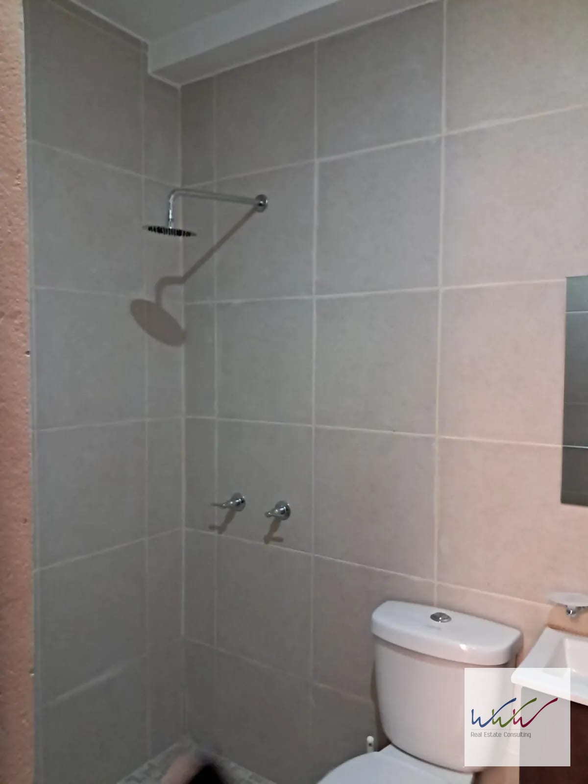 Rento apartamento en Diagonal 6, zona 10 — Apartamento en Alquiler en Zona 10, Guatemala, Ciudad — foto 7 de 9
