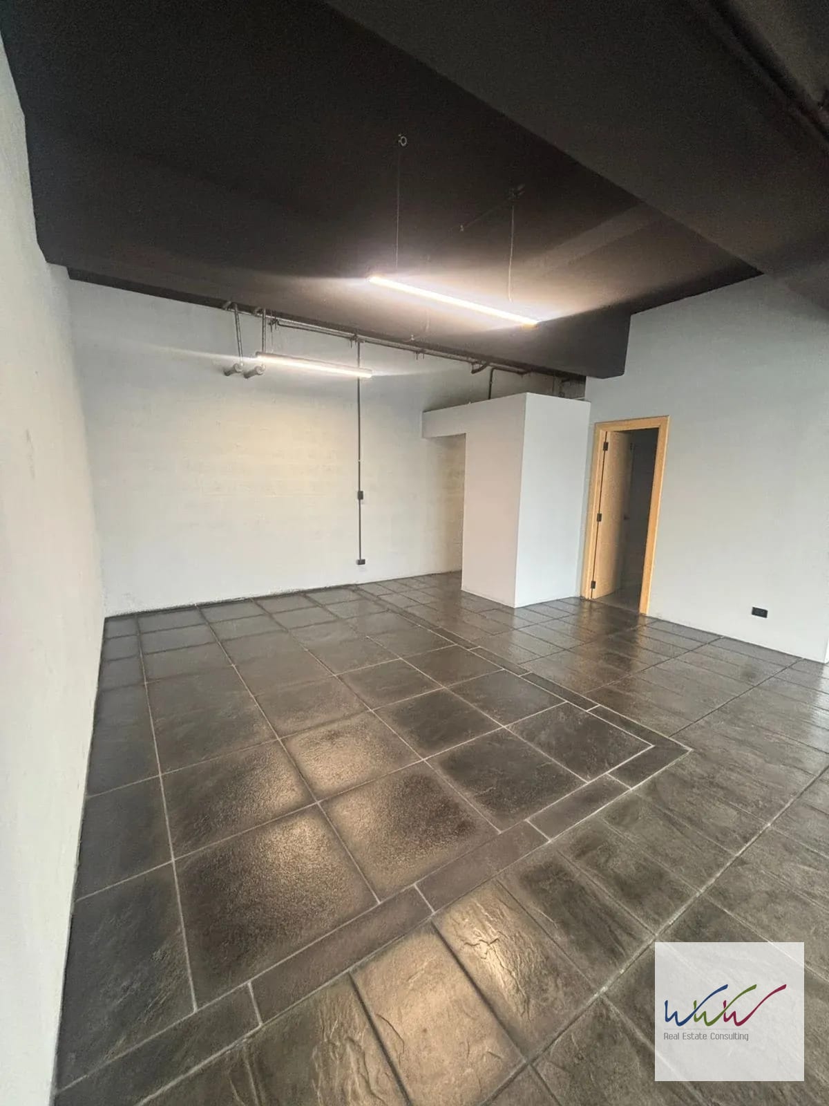 Vendo/rento oficina 168 m2 en Edificio 01010, Zona 10 — Oficina en Venta en Edificio 01010 (Cero Diez Diez), Zona 10, Guatemala, Ciudad — foto 7 de 13