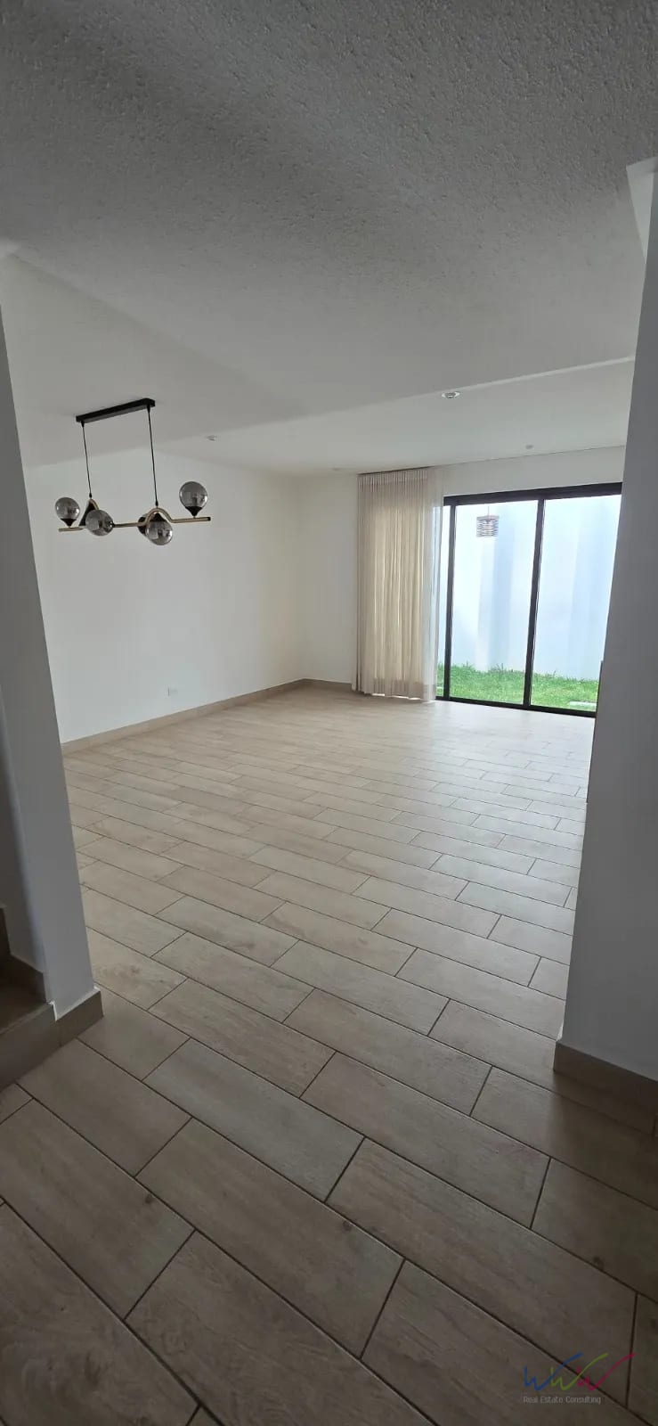 Vendo casa en El Nogal de San Isidro, Zona 16 — Casa en Venta en Zona 16, Guatemala, Ciudad — foto 7 de 14