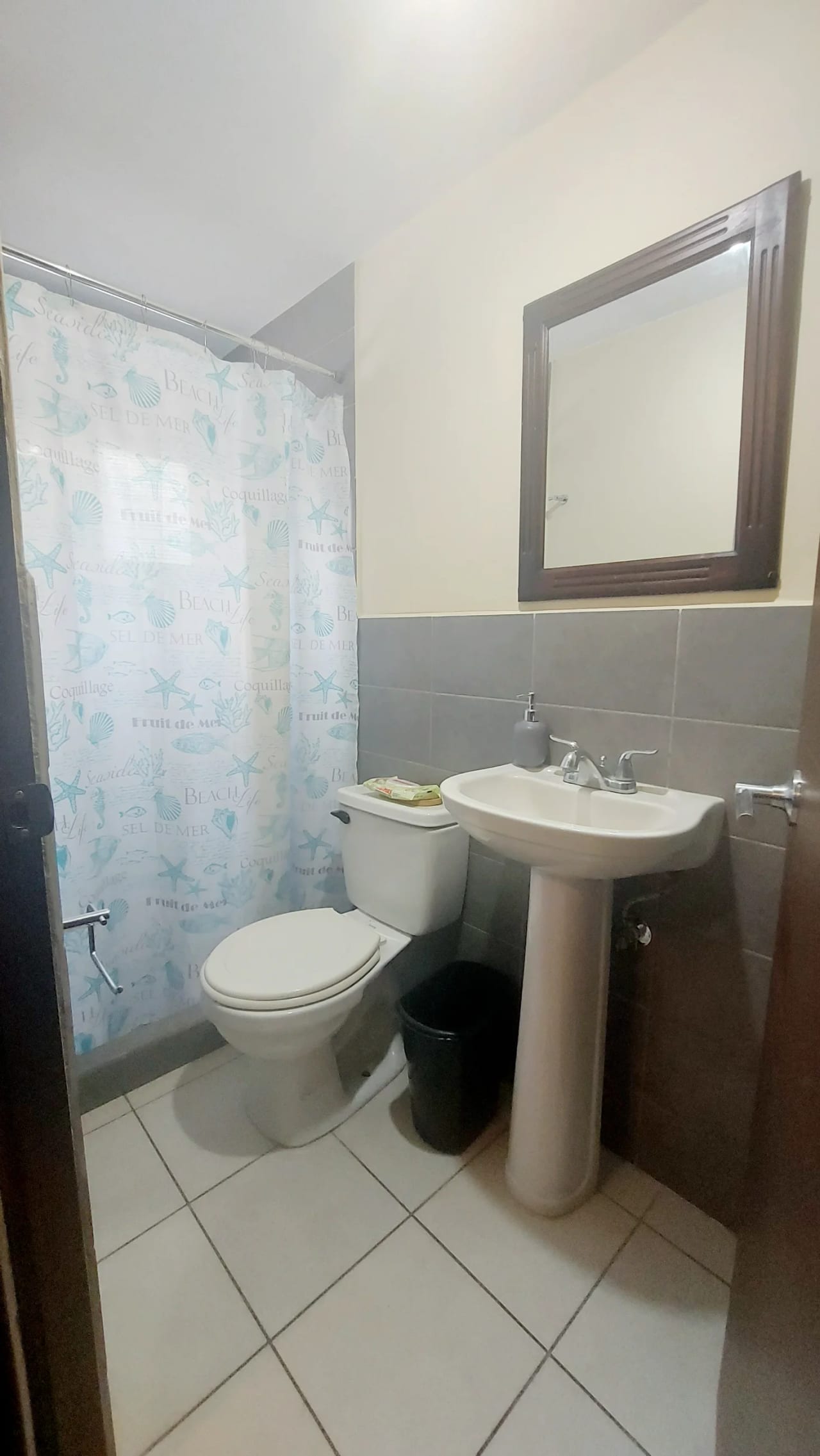 Vendo Casa Cuchilla El Carmen Santa Catarina Pinula Residencias Arboretto — Casa en Venta en Santa Catarina Pinula, Guatemala, Ciudad — foto 17 de 17