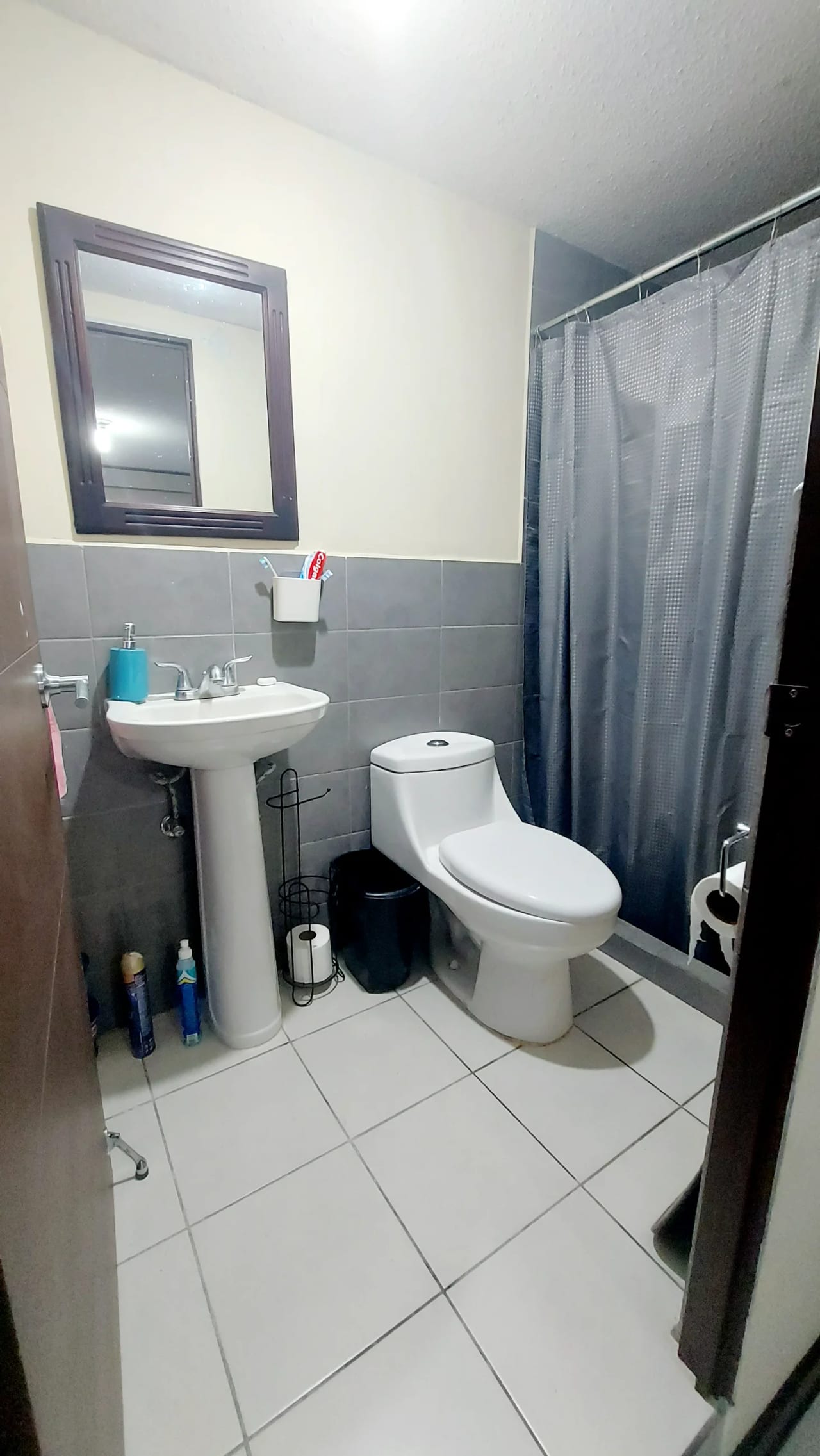 Vendo Casa Cuchilla El Carmen Santa Catarina Pinula Residencias Arboretto — Casa en Venta en Santa Catarina Pinula, Guatemala, Ciudad — foto 12 de 17