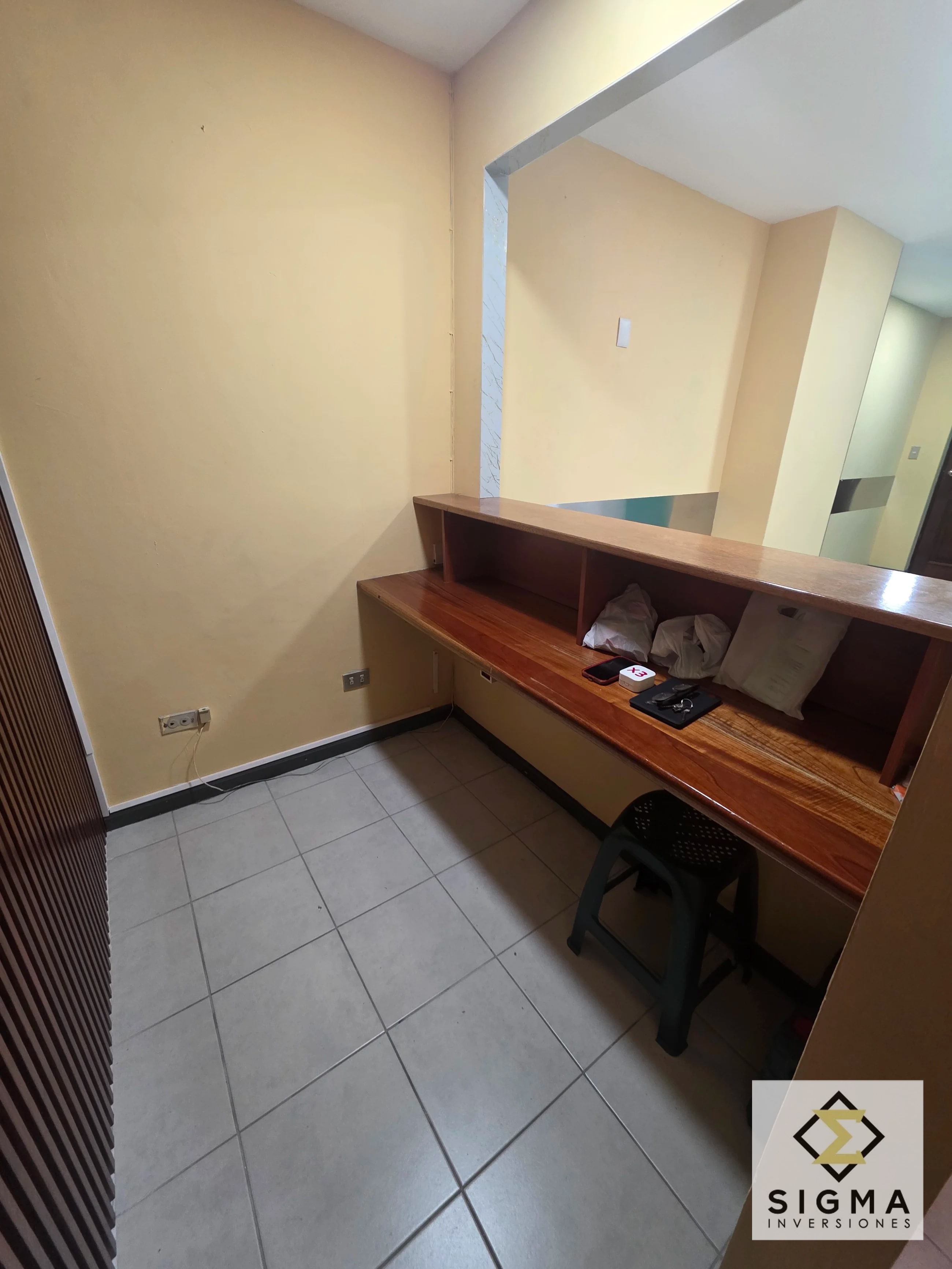 Clinicas médicas u oficinas a un Costado de Hospital La Paz Zona 14 — Clínica en Alquiler en Zona 14, Guatemala, Ciudad — foto 9 de 9