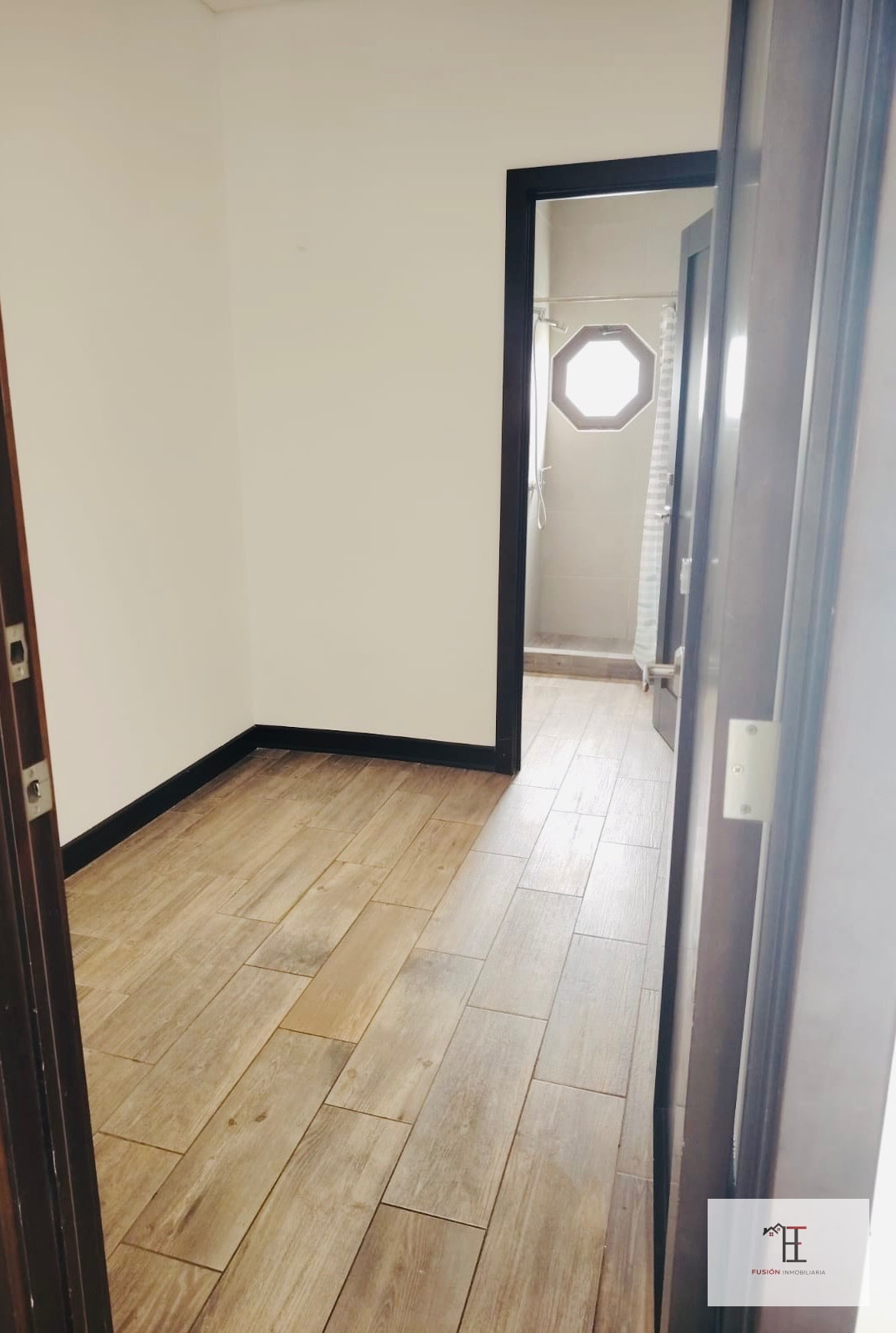 Rento apartamento en Lirios 1, Cayalá zona 16 — Apartamento en Alquiler en Lirios de Cayalá I, Zona 16, Guatemala, Ciudad — foto 6 de 7