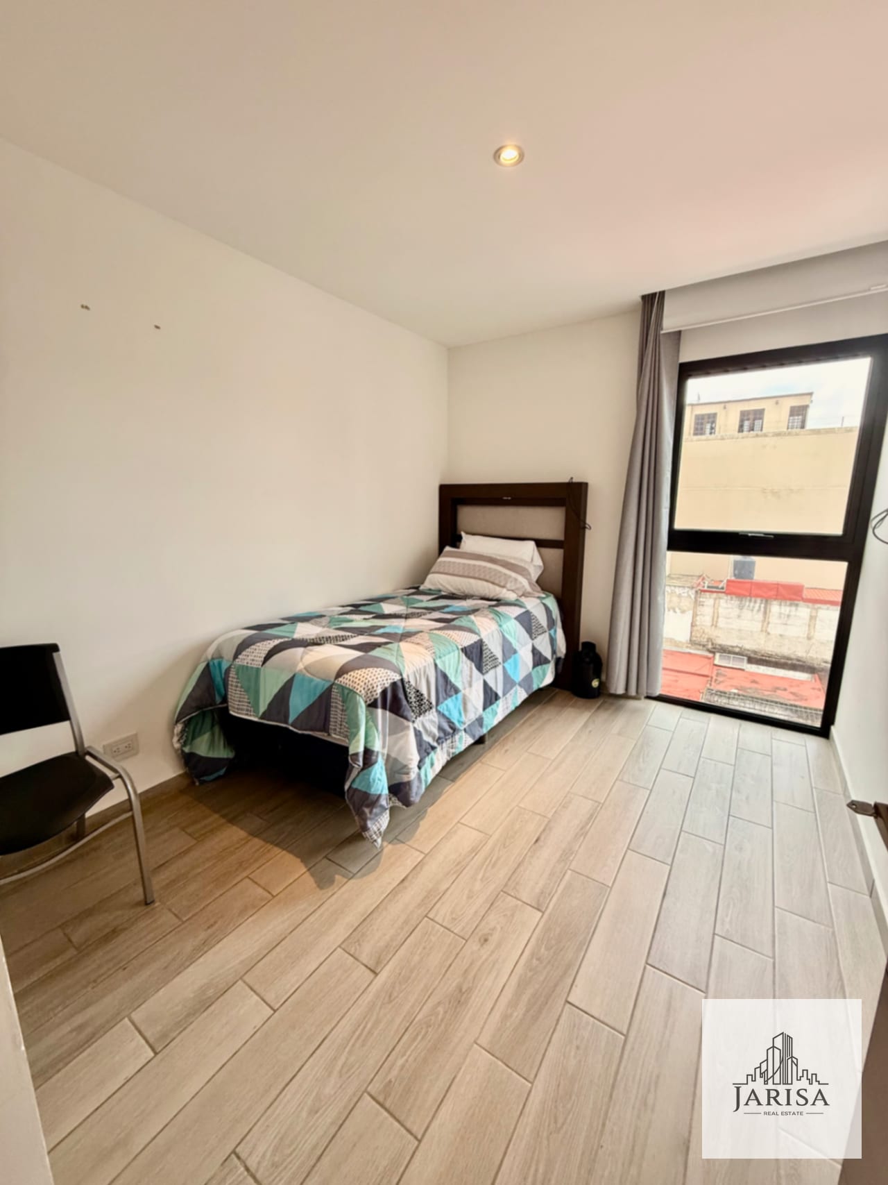 APARTAMENTO AMUEBLADO ZONA 10 — Apartamento en Alquiler en Zona 10, Guatemala, Ciudad — foto 10 de 17