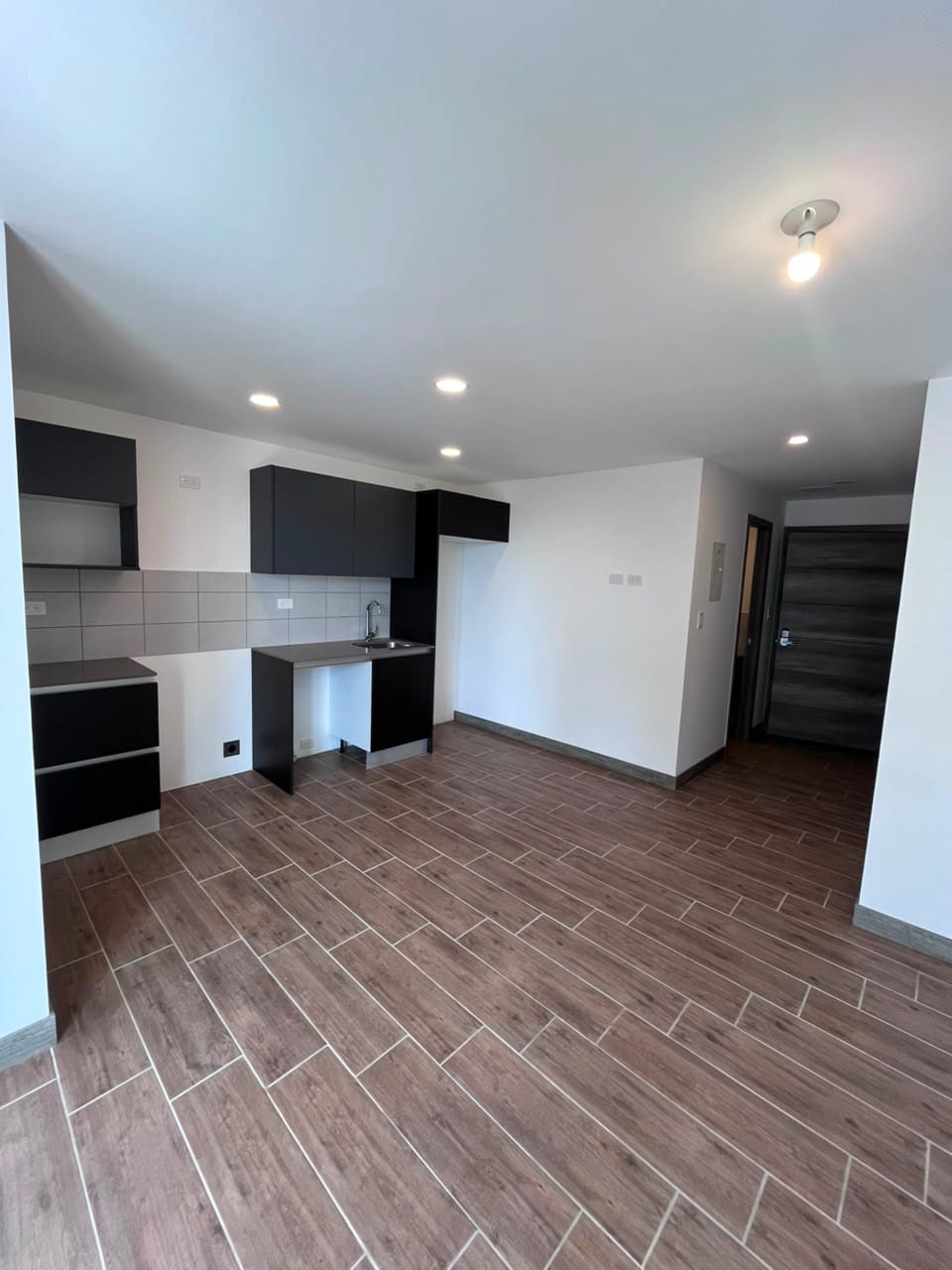 Apartamento en Renta Zona 15 — Apartamento en Alquiler en Zona 15, Guatemala, Ciudad — foto 2 de 17