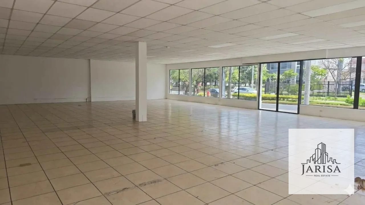 Local Comercial Puntazo Zona 9 - Image 2