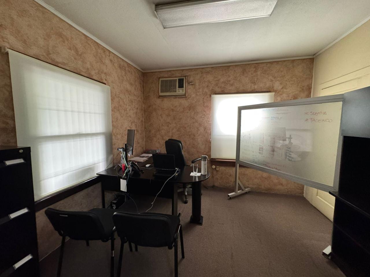 Casa Ideal para Oficinas en Renta Zona 13 — Casa en Alquiler en Zona 13, Guatemala, Ciudad — foto 12 de 14