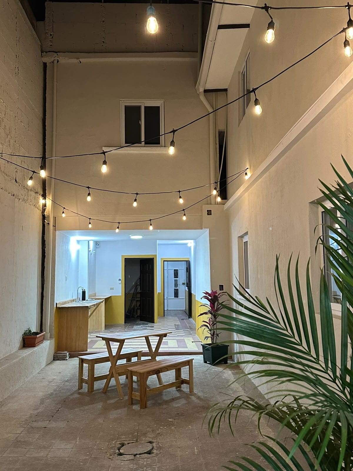 Casa Grande para Comerciantes Zona 7 — Casa en Alquiler en Zona 7, Guatemala, Ciudad — foto 3 de 9
